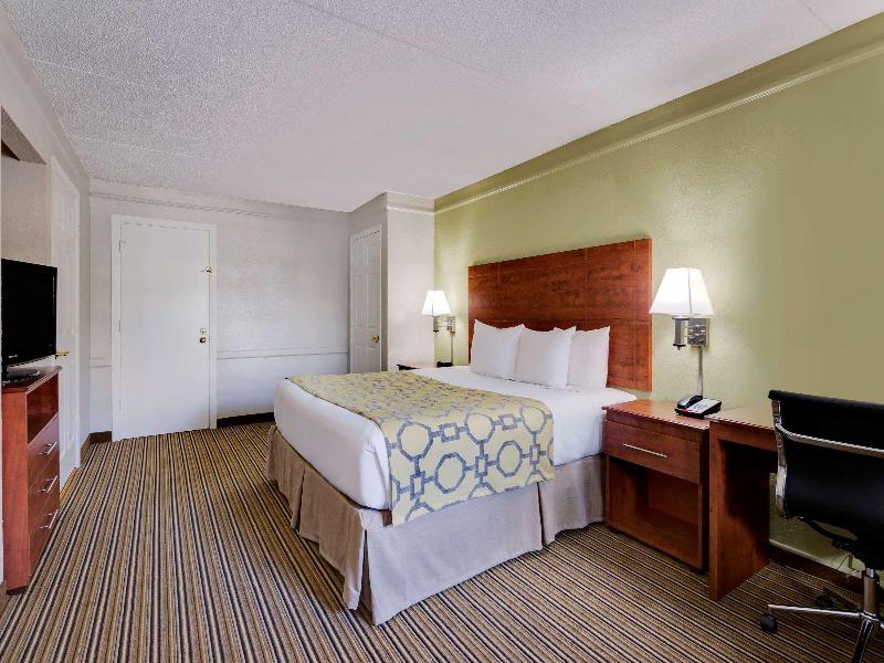 DOUBLE Accessible KING SIZE BED
