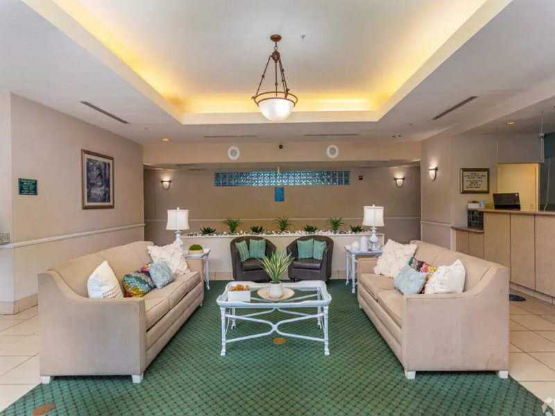 La Quinta Inn & Suites Fort Myers Airport image