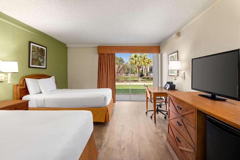 Baymont By Wyndham Daytona Beach/Intl Speedway — photo 66