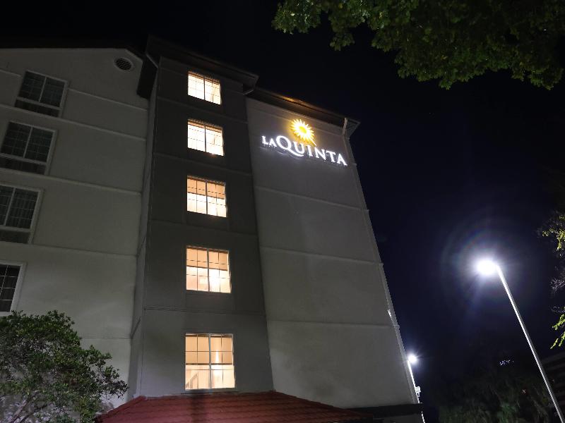 La Quinta Inn & Suites Ocala image