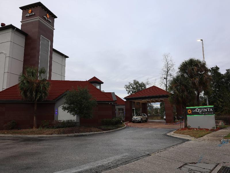 La Quinta Inn & Suites Ocala image