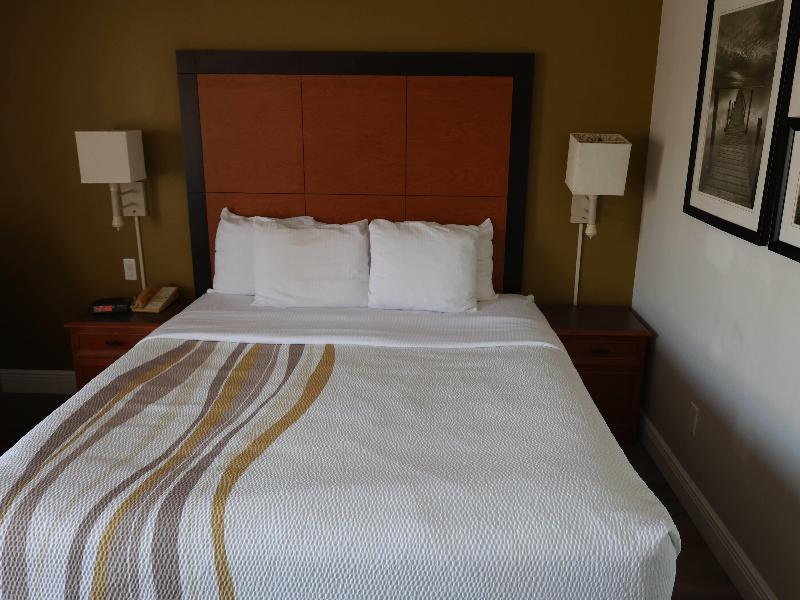 La Quinta Inn & Suites Ocala image