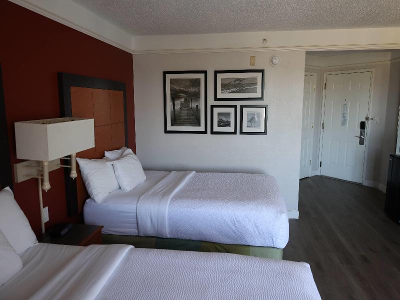 La Quinta Inn & Suites Ocala image