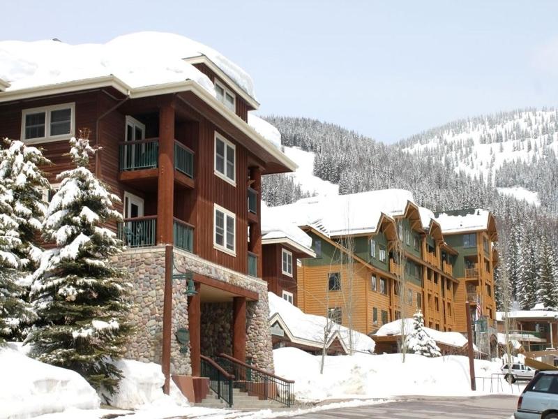Morning Eagle Condominiums image