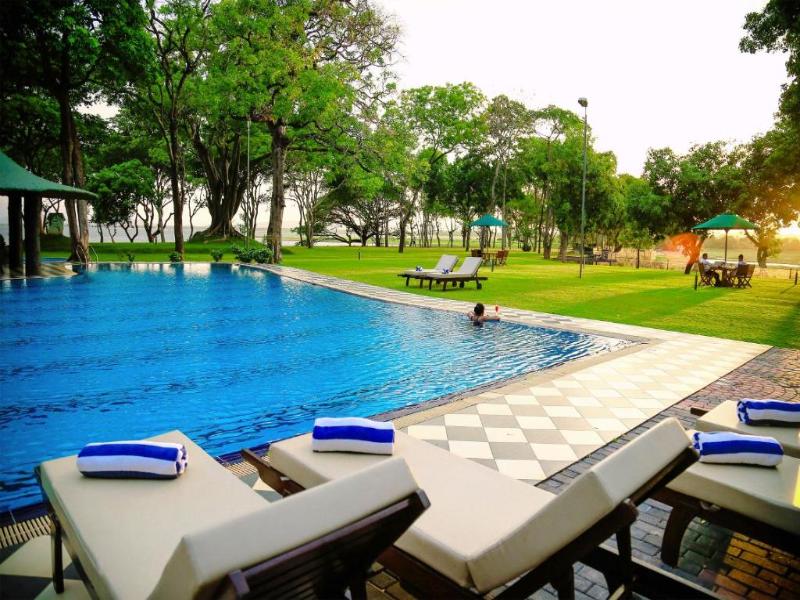 Hotel Sudu Araliya image