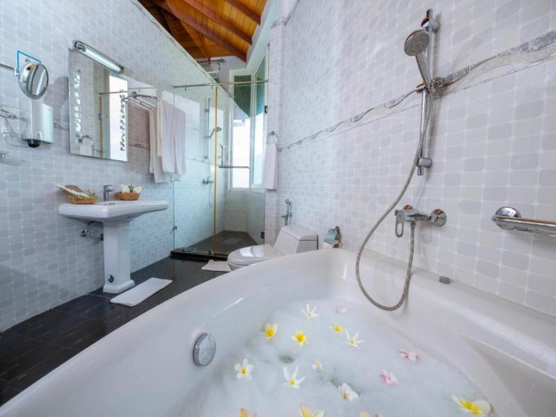 Hotel Sudu Araliya image
