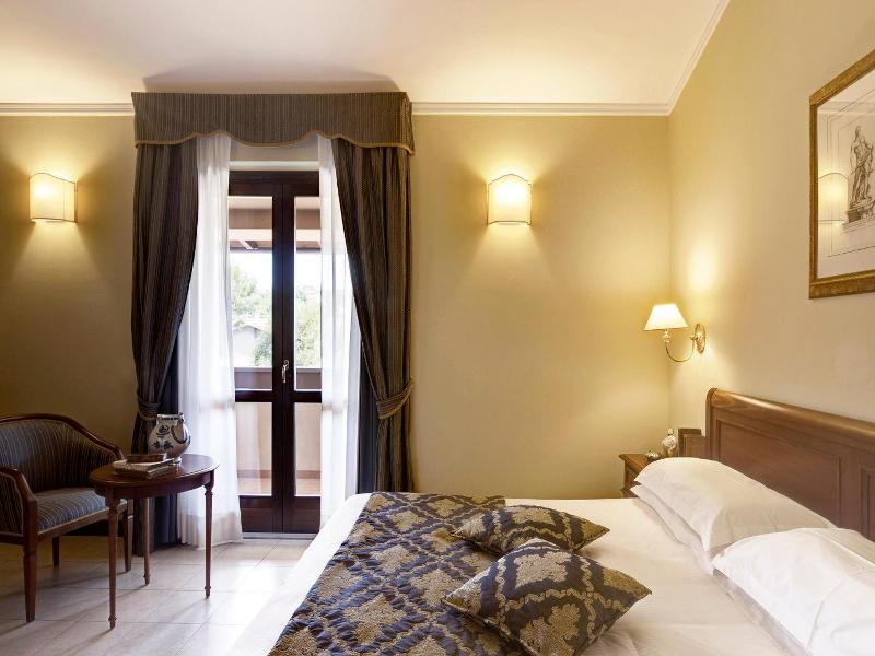 Villa Cattani Stuart Hotel image