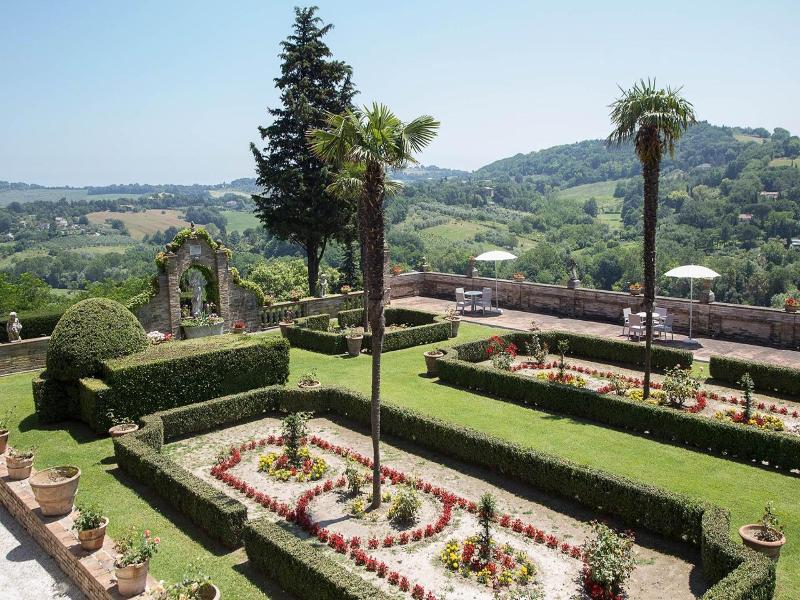 Villa Cattani Stuart Hotel image