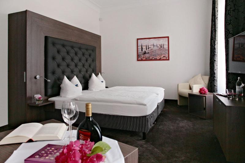 Badhotel image