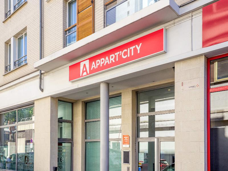 Appart'City Confort Paris Clichy Mairie image