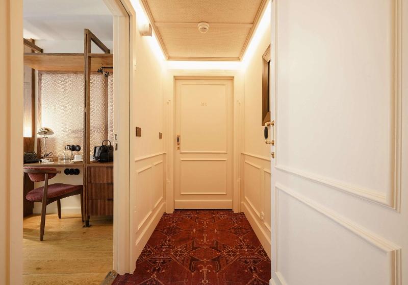 Pulitzer Paris image