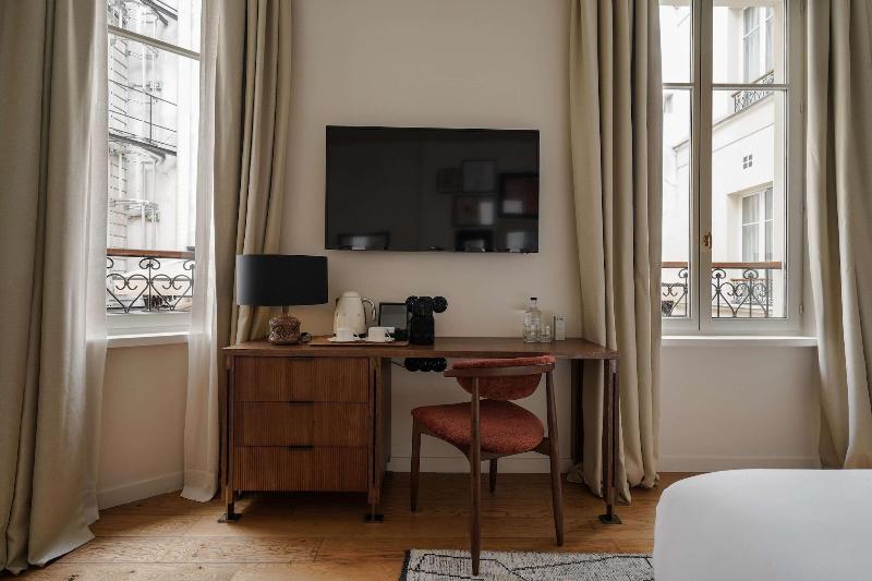 Pulitzer Paris image