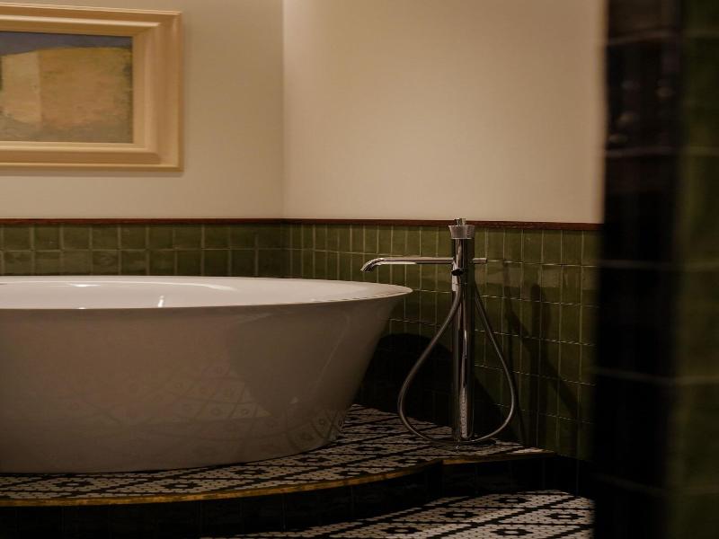 Pulitzer Paris image
