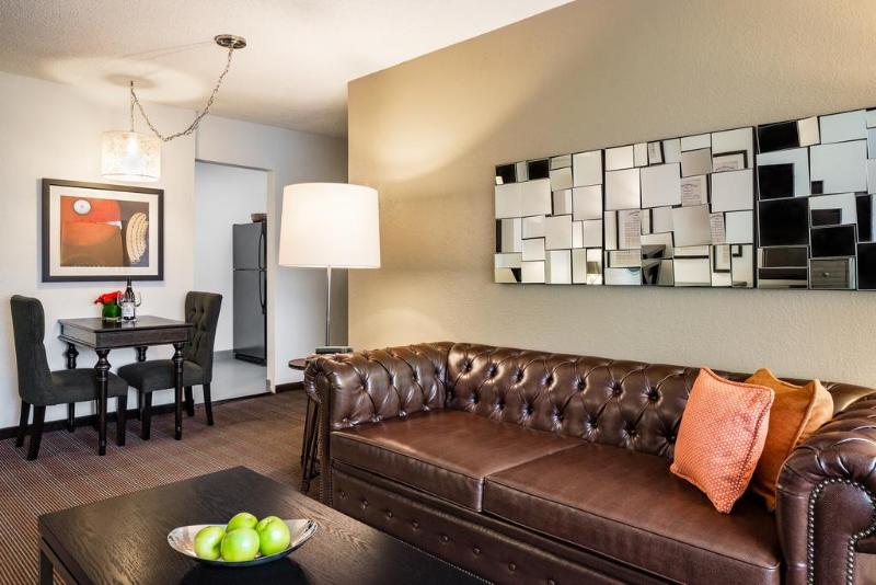 Capitol Hill Hotel