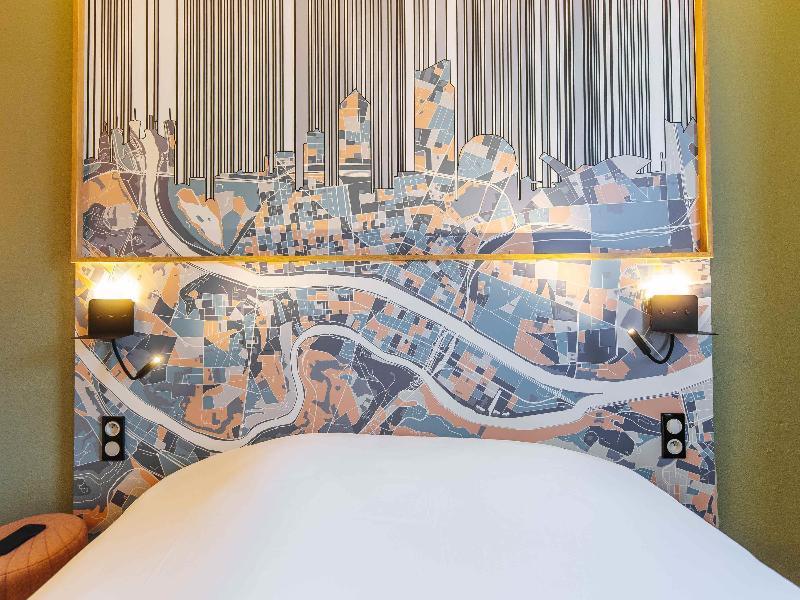 Ibis Styles Lyon Croix Rousse image