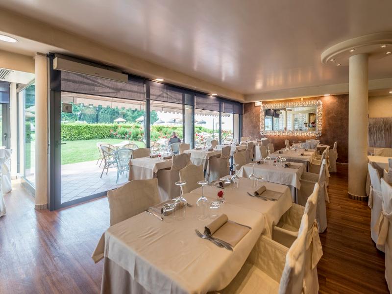 Yachting Hotel Mistral image