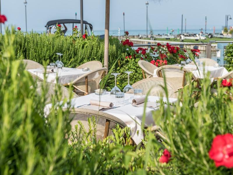 Yachting Hotel Mistral image