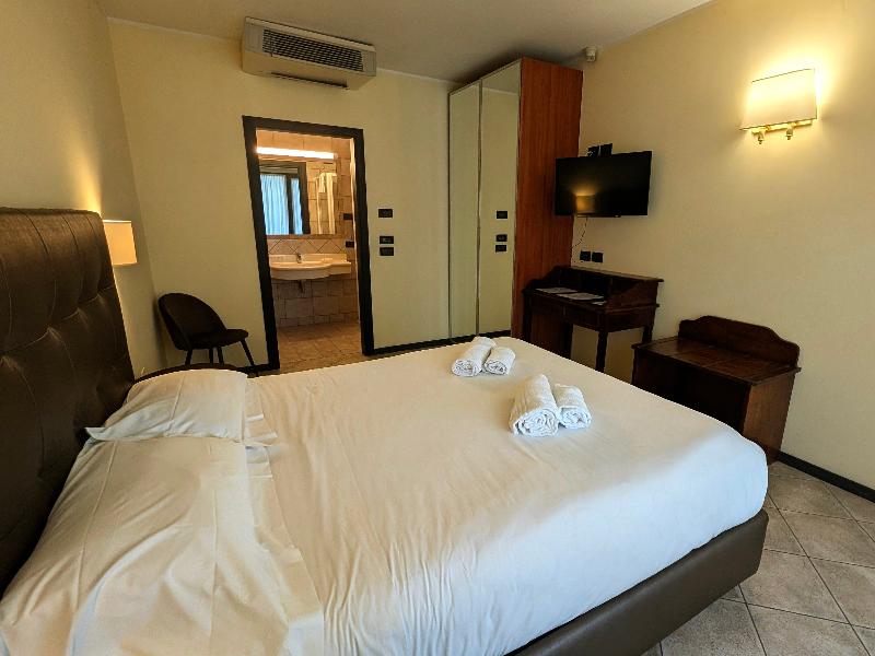 Yachting Hotel Mistral image