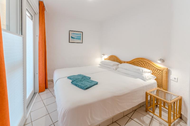 R2 Maryvent Beach Apartment image