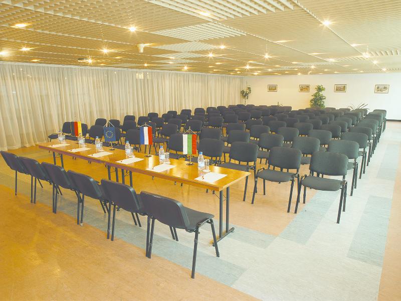 Hotel Samokov image