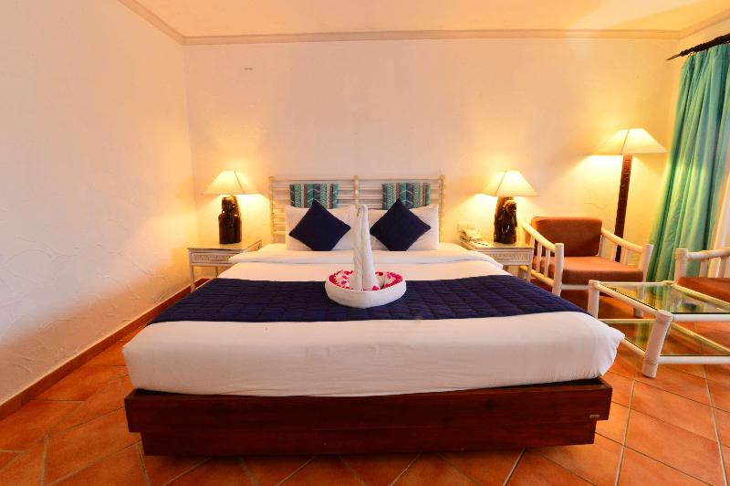 Diani Reef Beach Resort & Spa image