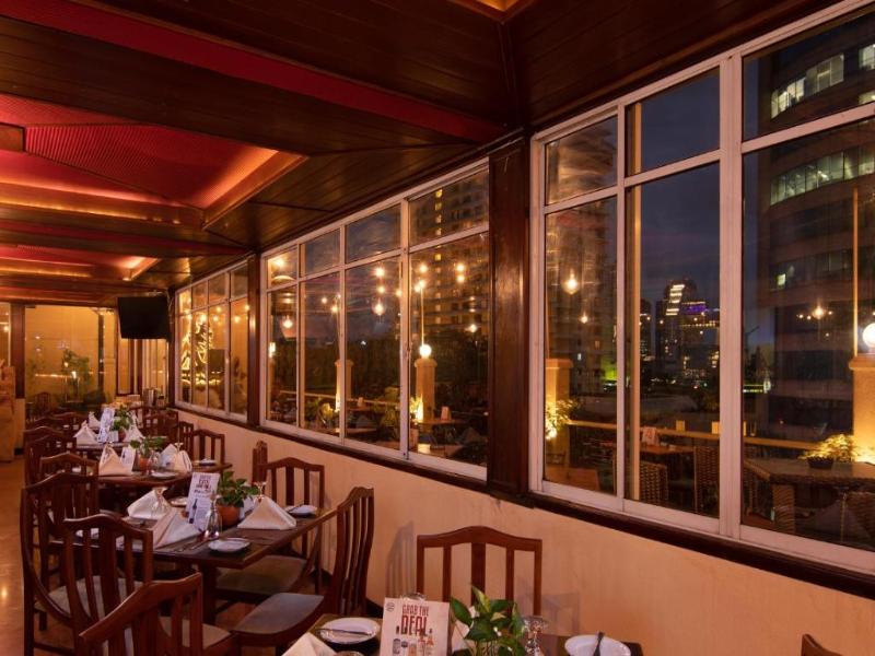 Oak Ray Colombo City Hotel image