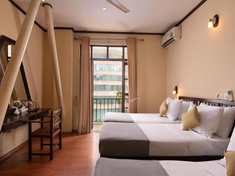 Oak Ray Colombo City Hotel image