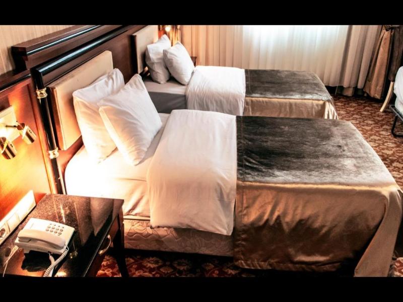 Atropat Old City Hotel image