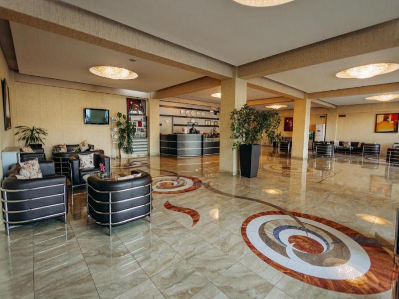 Days Hotel by Wyndham Baku image