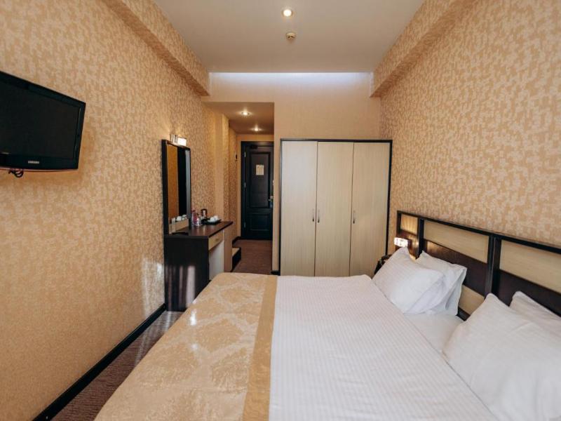 Days Hotel by Wyndham Baku image