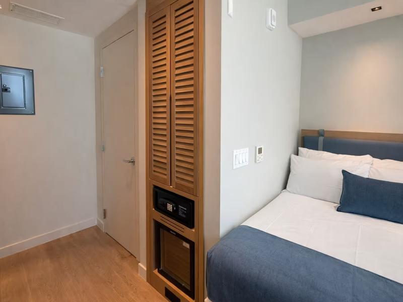 Dolce by Wyndham Miami Beach image