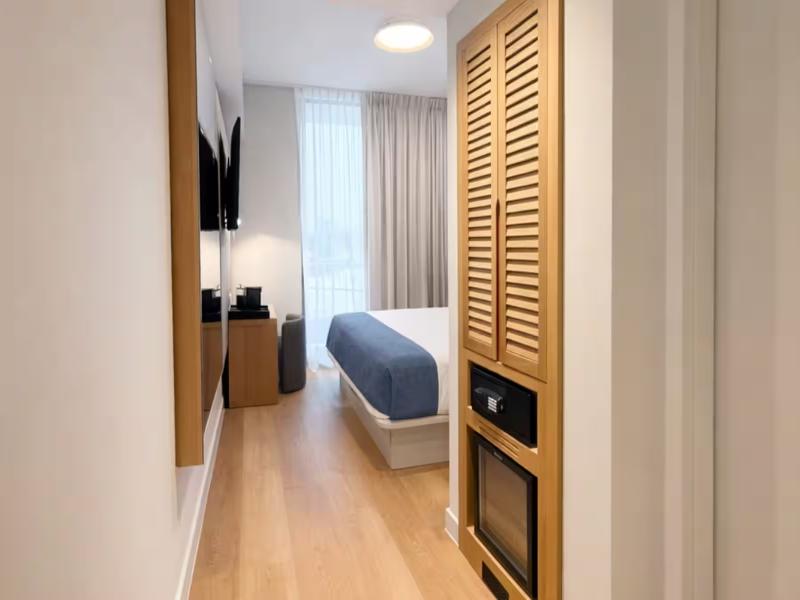 Dolce by Wyndham Miami Beach image