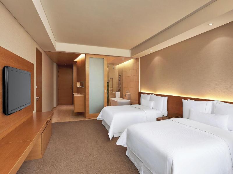 The Westin Mumbai Garden City image