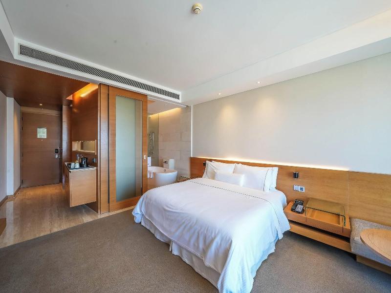 The Westin Mumbai Garden City image