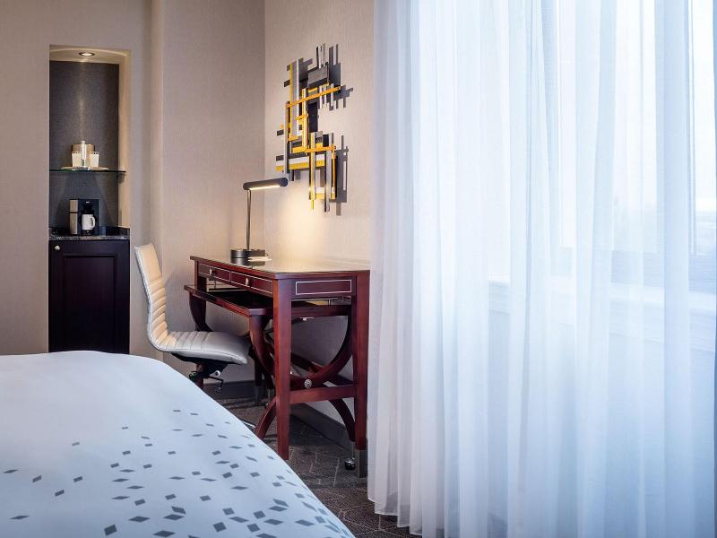 Renaissance Providence Downtown Hotel image