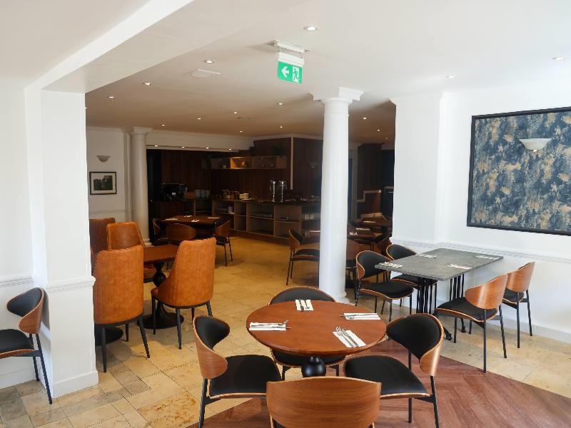 Ramada by Wyndham Cheltenham image