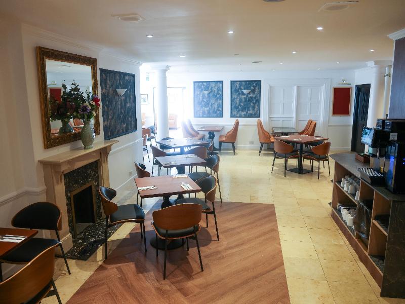 Ramada by Wyndham Cheltenham image
