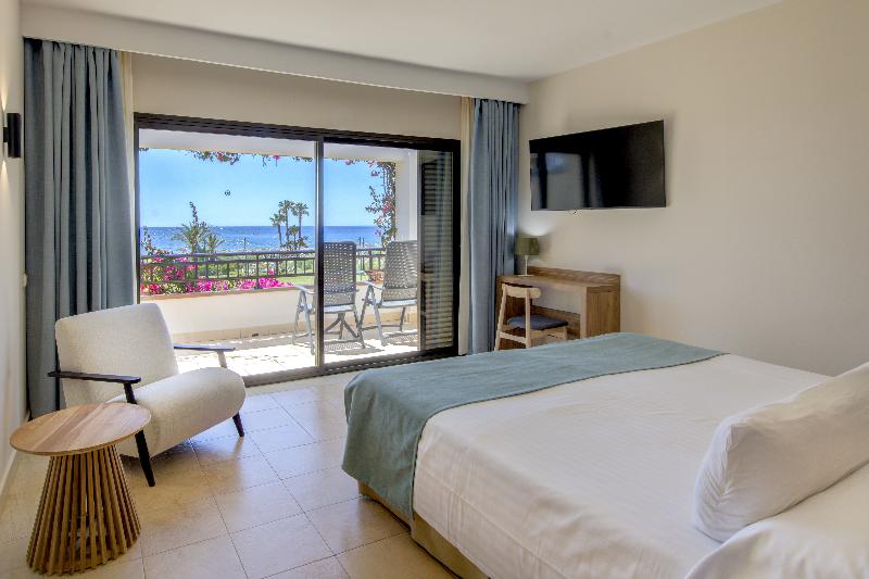 Impressive Playa Granada Golf image