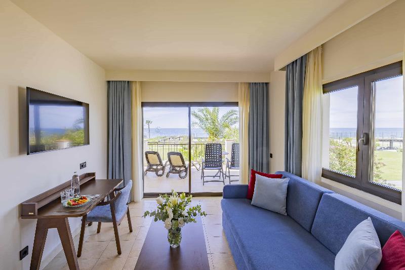 Impressive Playa Granada Golf image