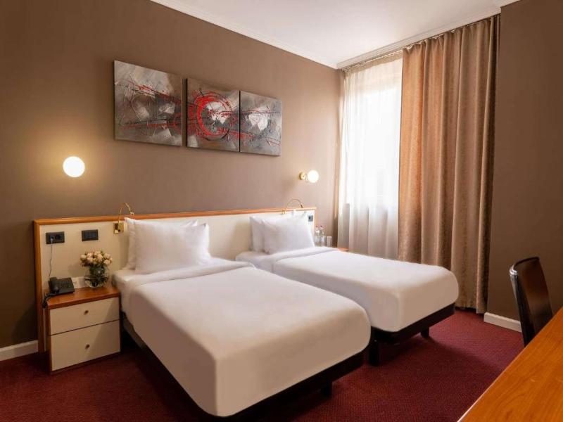 Best Western Plus Congress Hotel image