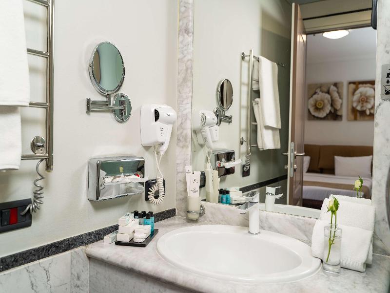 Best Western Plus Congress Hotel image