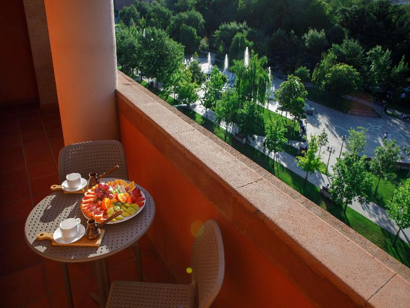 Best Western Plus Congress Hotel image