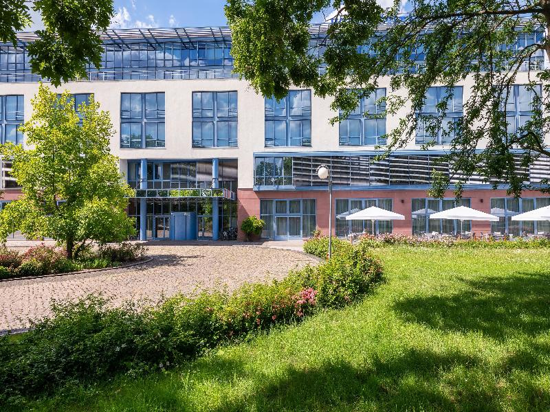 Radisson Blu Hotel Fuerst Leopold image