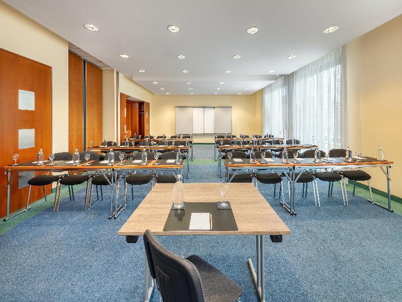Radisson Blu Hotel Fuerst Leopold image