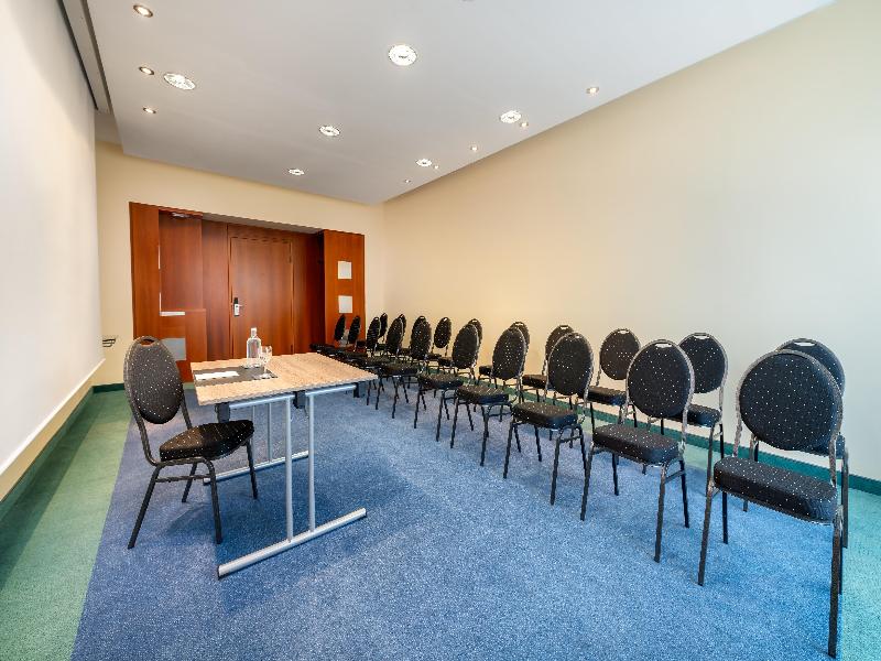 Radisson Blu Hotel Fuerst Leopold image