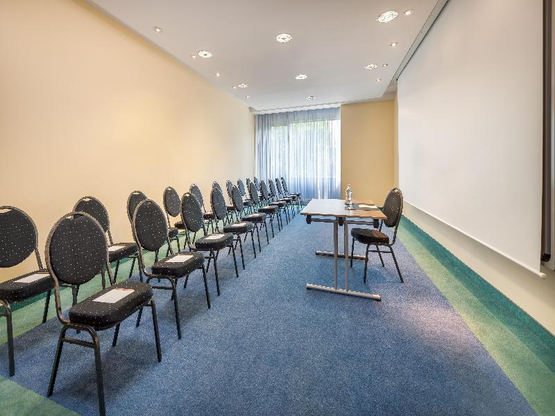 Radisson Blu Hotel Fuerst Leopold image
