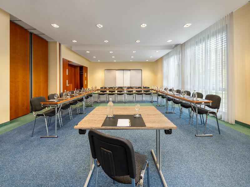 Radisson Blu Hotel Fuerst Leopold image