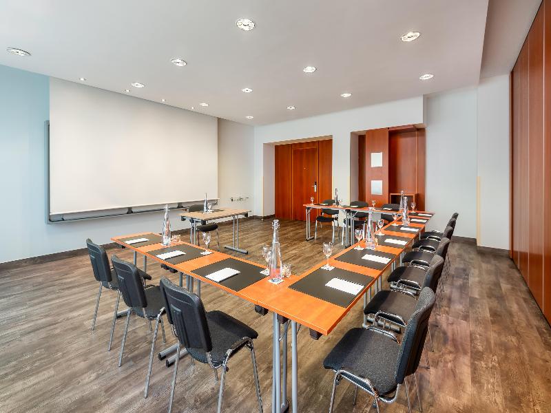 Radisson Blu Hotel Fuerst Leopold image