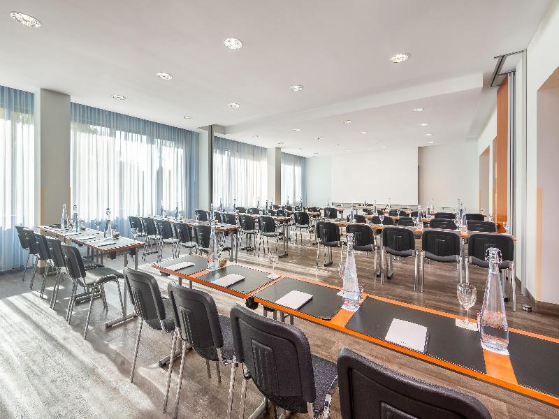 Radisson Blu Hotel Fuerst Leopold image