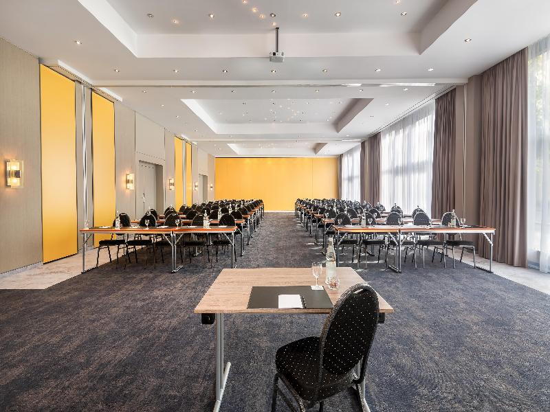 Radisson Blu Hotel Fuerst Leopold image